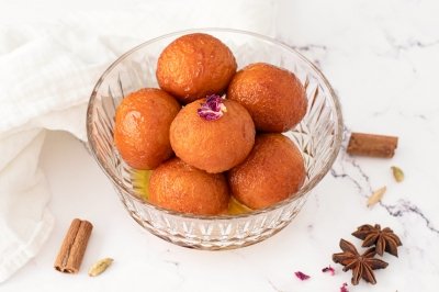 Gulab jamun