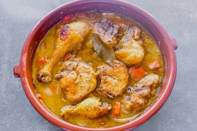 Pollo en salsa de la abuela
