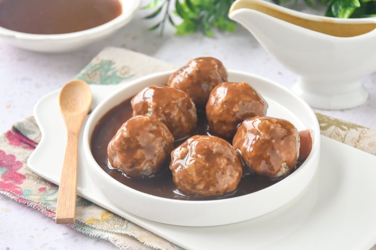 Salsa para albóndigas lista para comer